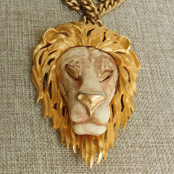 VTG 1970s Luca Razza Lion Head Pendant Chain Gold Necklace Statement Runway - Picture 2 of 10